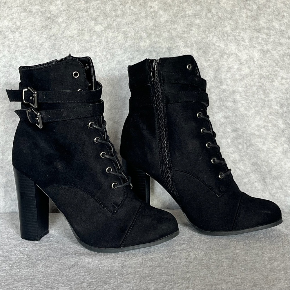 Charlotte Russe Womens Black Faux Suede Lace Up Buckle Strap Block Heel Boots 8